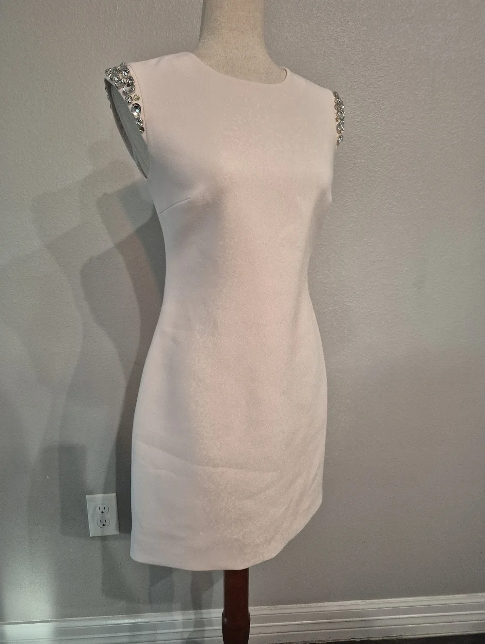 Sate Spade White Mini Dress with Embellished Shoulders Size XS - Picture 4 of 6